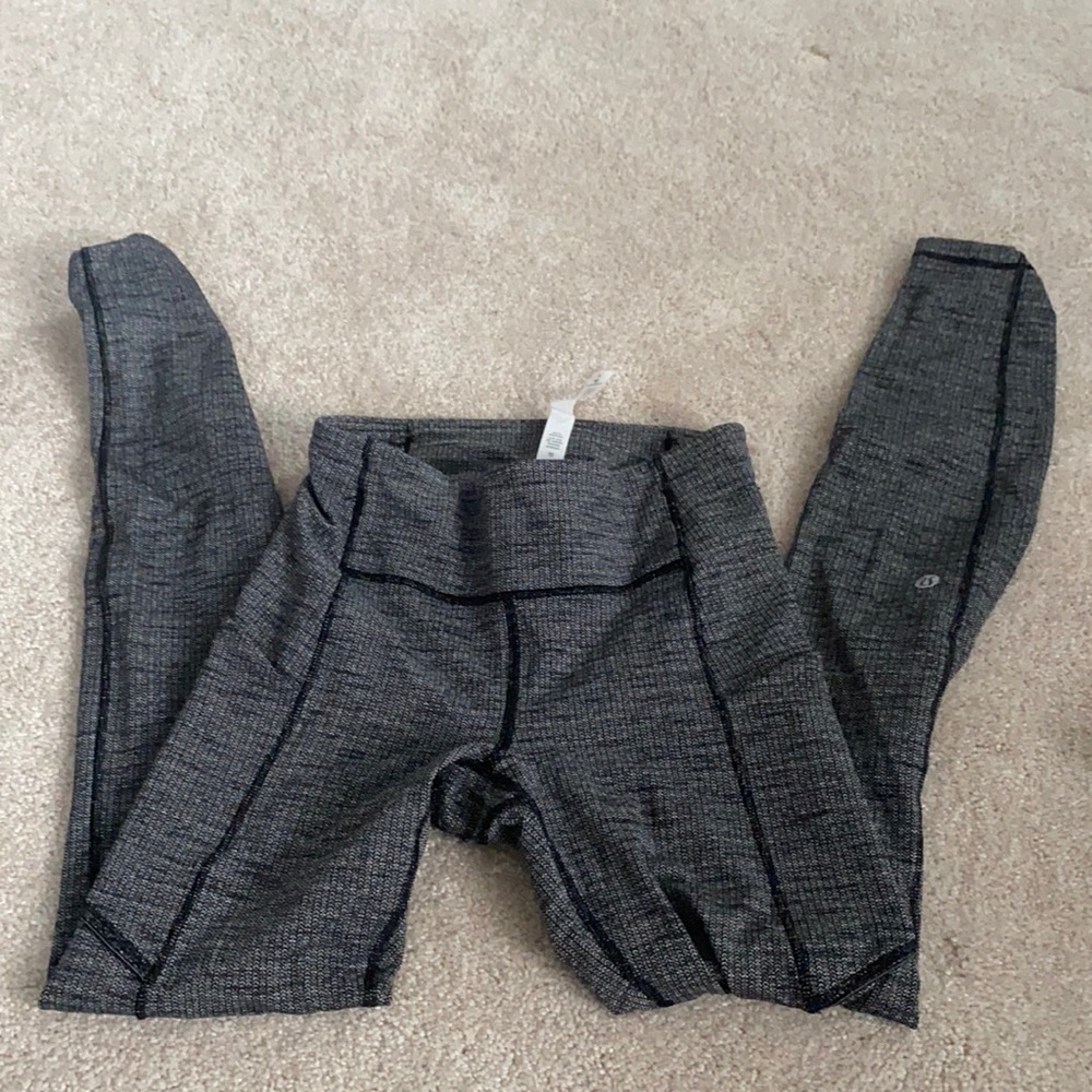 LULU LEGGINGS WITH POCKETS